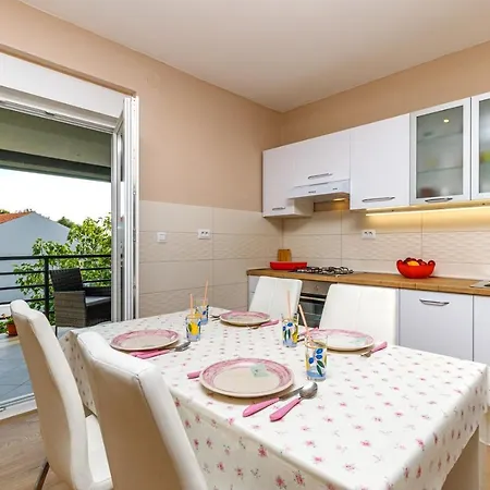 Danijela - Gortanova Uvala Apartment Pula
