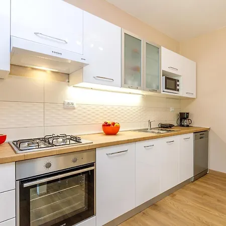 Apartment Danijela - Gortanova Uvala Pula