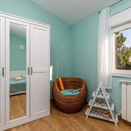 Danijela - Gortanova Uvala Apartment Pula